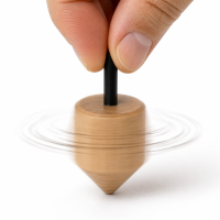 Sechsseitiger Buchenholz-Kreisel – Made in Germany